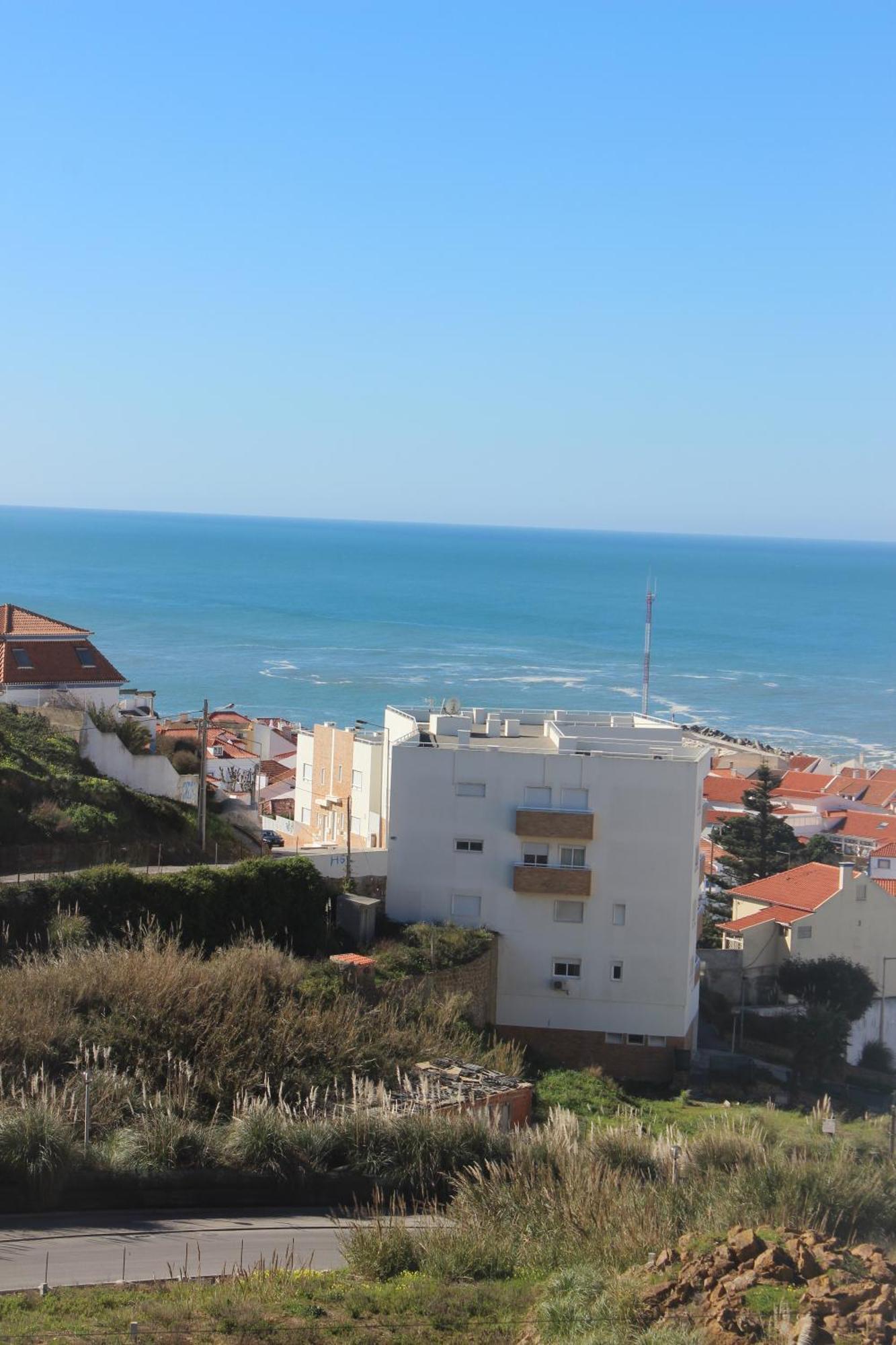 Ericeira Chill Hill Hostel & Private Rooms - Peach Garden Habitación foto