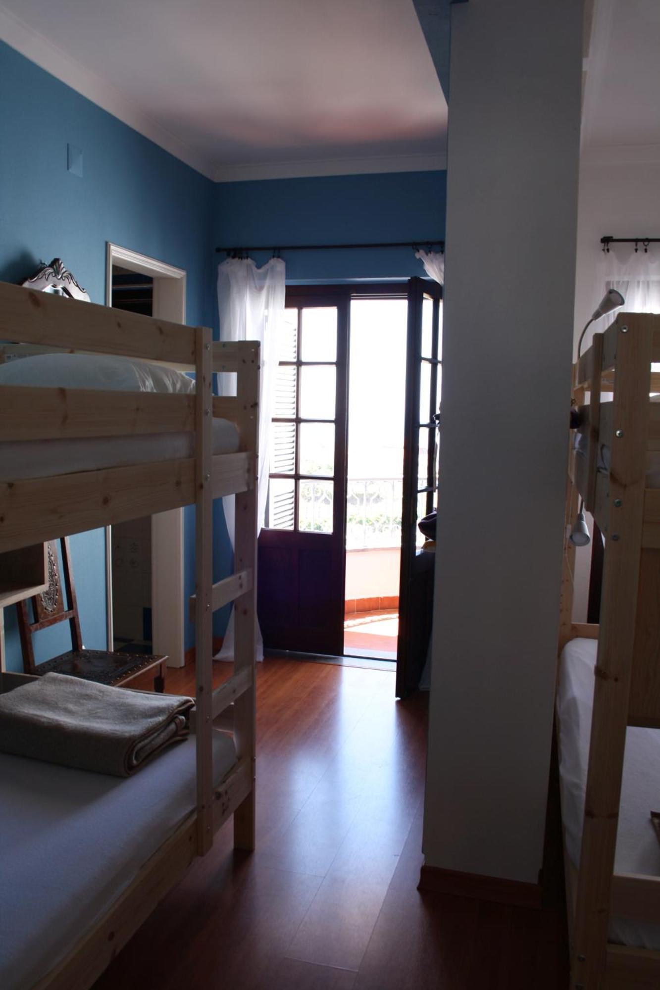 Ericeira Chill Hill Hostel & Private Rooms - Peach Garden Habitación foto