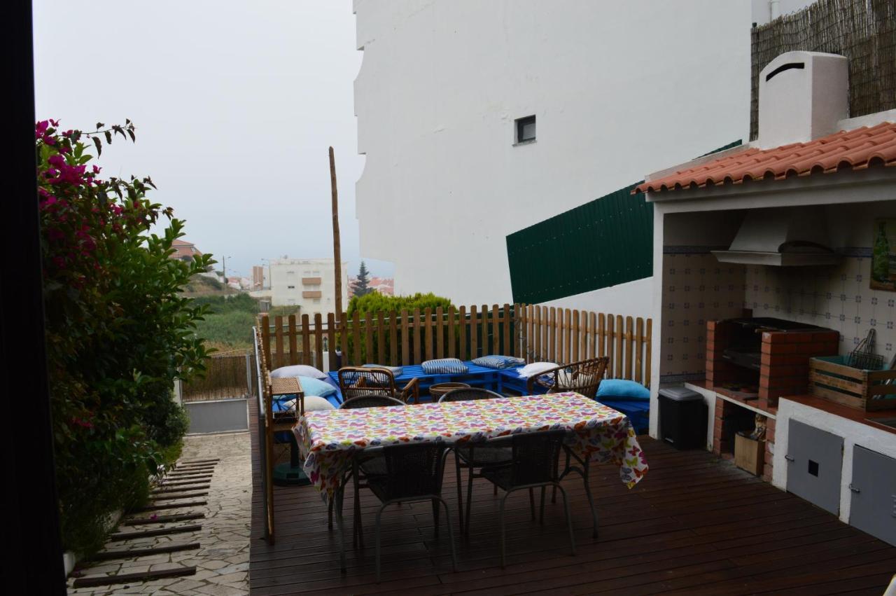 Ericeira Chill Hill Hostel & Private Rooms - Peach Garden Exterior foto